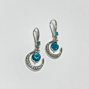 Elegant Silver and Blue Sapphire Earrings